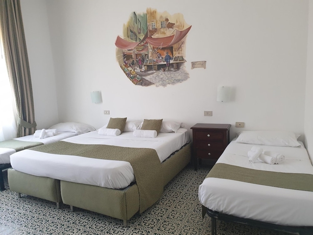Imagen de la habitación del Hotel Elite, Palermo. Foto 4