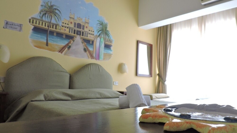 Imagen de la habitación del Hotel Elite, Palermo. Foto 5