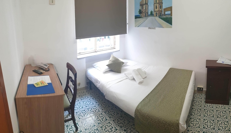 Imagen de la habitación del Hotel Elite, Palermo. Foto 8