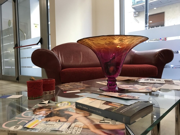 Imagen de los interiores del Hotel Elite, Palermo. Foto 19