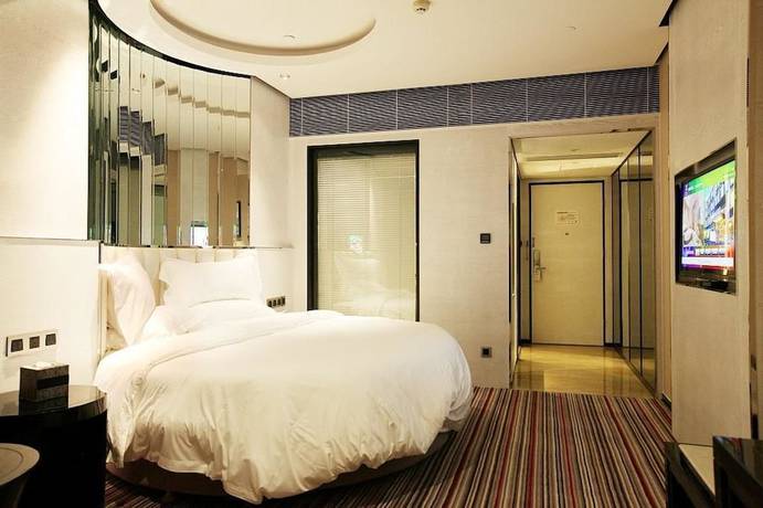 Imagen de la habitación del Hotel Elite Polink Global. Foto 10