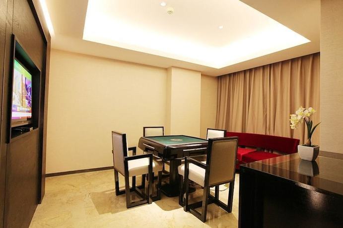 Imagen de los interiores del Hotel Elite Polink Global. Foto 17