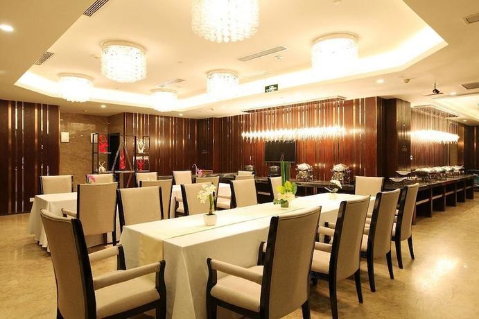 Imagen de la habitación del Hotel Elite Polink Global. Foto 11