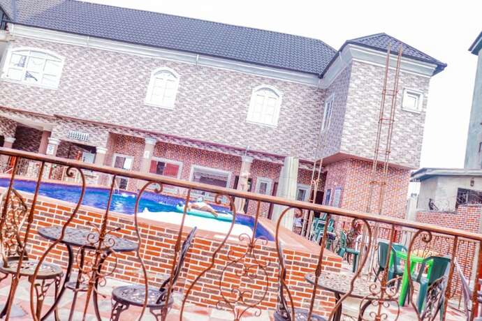 Imagen general del Hotel Elite Poolbar and Lodge. Foto 9