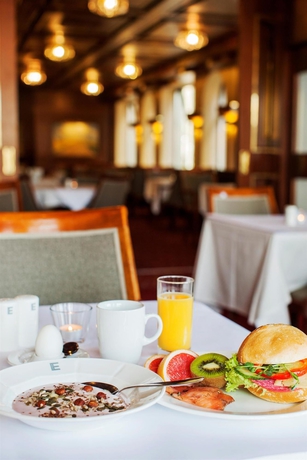 Imagen del bar/restaurante del Hotel Elite Residens. Foto 4