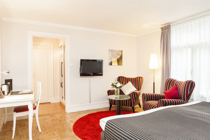 Imagen de la habitación del Hotel Elite Savoy. Foto 5