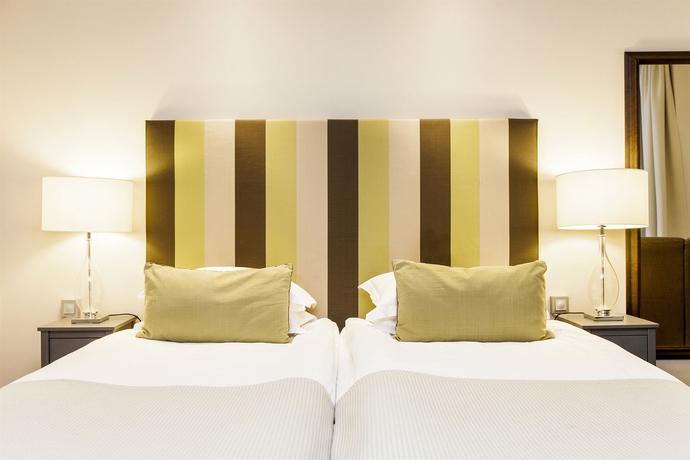 Imagen de la habitación del Hotel Elite Savoy. Foto 8