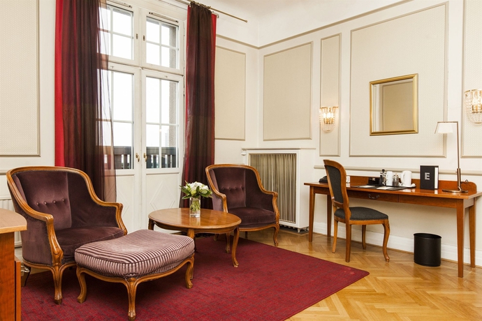 Imagen de los interiores del Hotel Elite Savoy. Foto 16