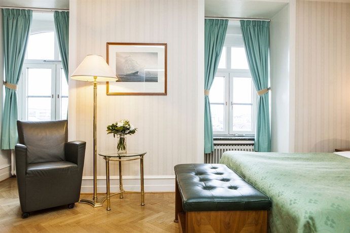 Imagen de la habitación del Hotel Elite Savoy. Foto 12