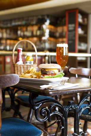 Imagen del bar/restaurante del Hotel Elite Stadshotellet Västerås. Foto 5