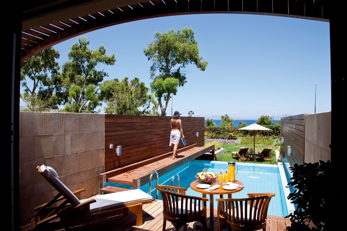 Imagen de la piscina del Hotel Elite Suites By Rhodes Bay. Foto 11