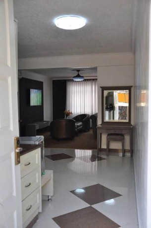 Imagen de la habitación del Hotel Elite Suites. Foto 12