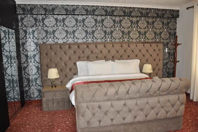 Imagen de la habitación del Hotel Elite Suites. Foto 14