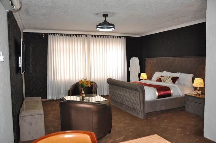 Imagen de la habitación del Hotel Elite Suites. Foto 18