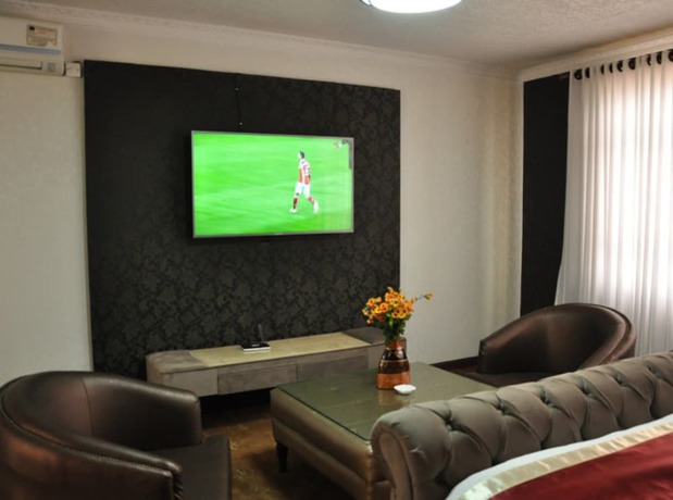 Imagen de la habitación del Hotel Elite Suites. Foto 19