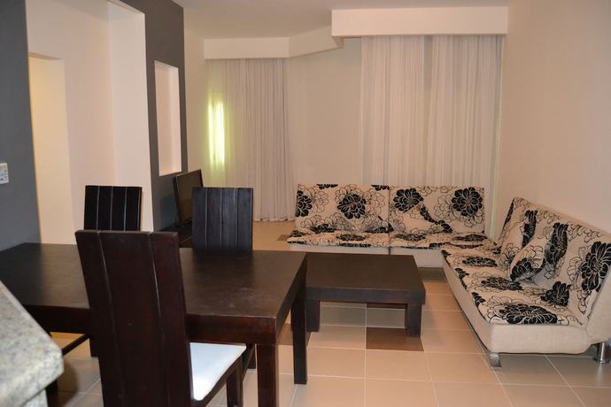 Imagen de la habitación del Hotel Elite Suites Hurghada. Foto 14