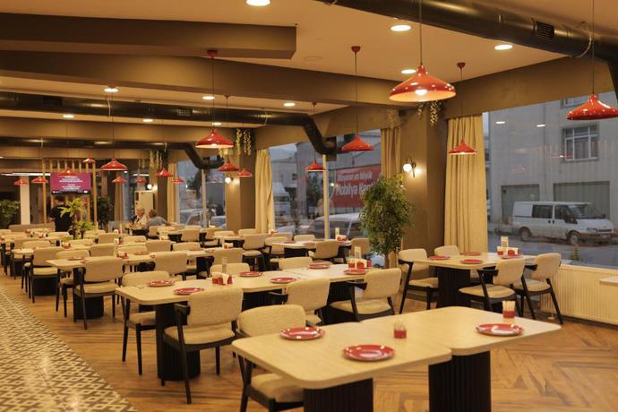 Imagen del bar/restaurante del Hotel Elite World GO İneg&ouml;l. Foto 3