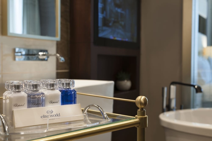 Imagen de la habitación del Hotel Elite World Grand Istanbul Basın Ekspres. Foto 5