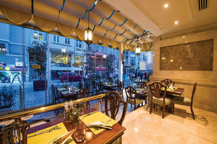 Imagen del bar/restaurante del Hotel Elite World Istanbul Taksim. Foto 3