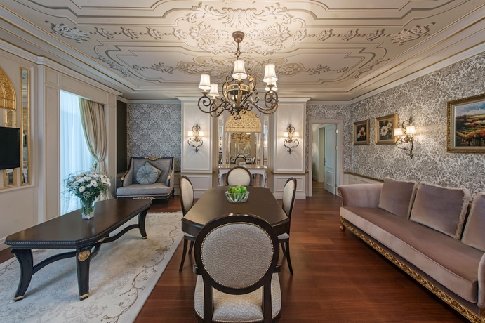 Imagen de la habitación del Hotel Elite World Van. Foto 10