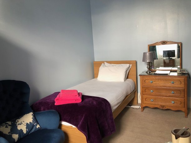 Imagen de la habitación del Hotel Eliza House. Foto 11