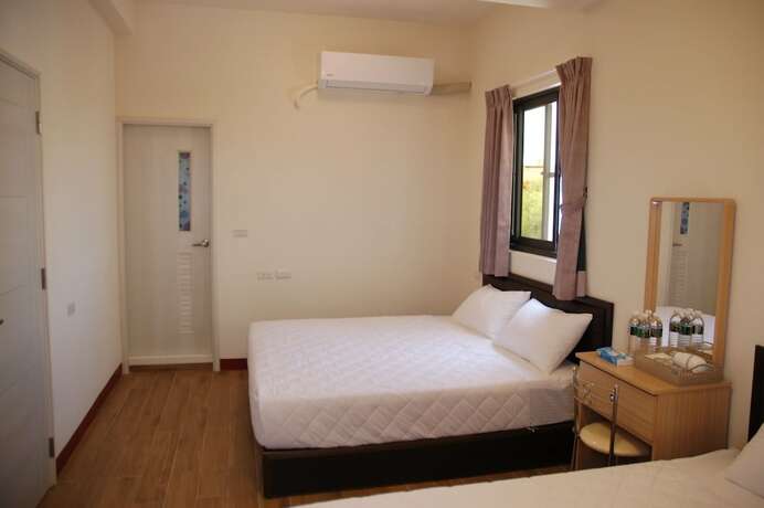 Imagen general del Hotel Eliza Inn. Foto 9