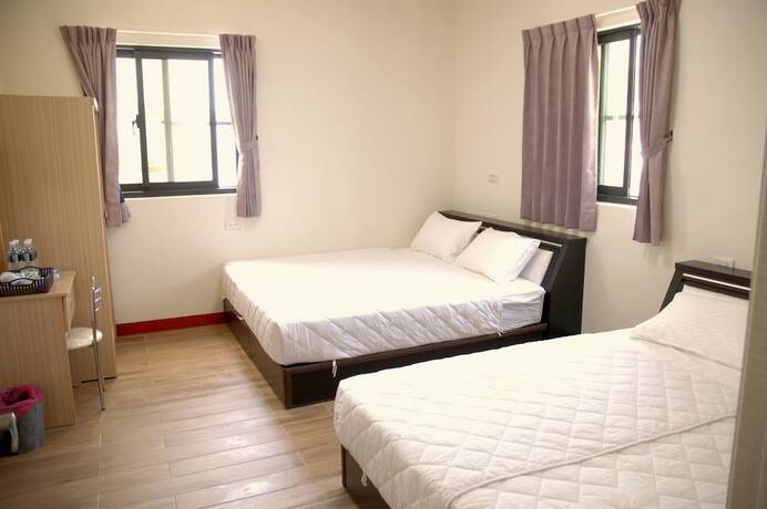 Imagen de la habitación del Hotel Eliza Inn. Foto 26