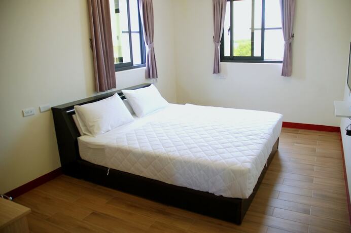 Imagen de la habitación del Hotel Eliza Inn. Foto 27