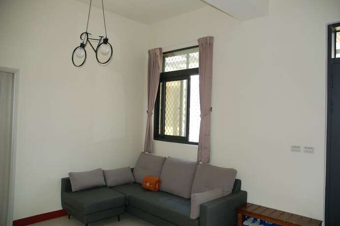 Imagen de la habitación del Hotel Eliza Inn. Foto 28