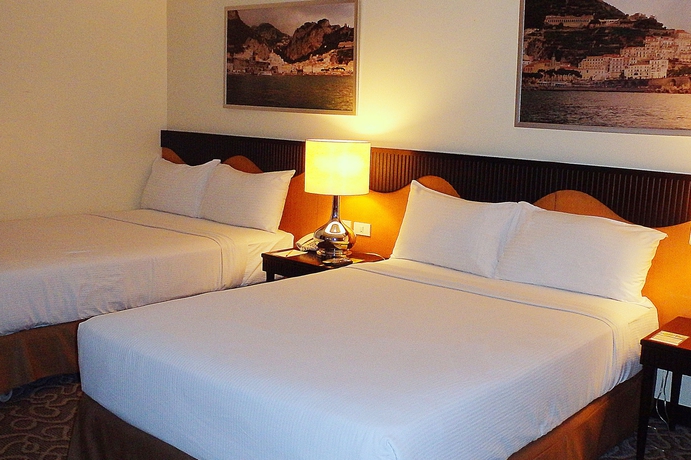 Imagen de la habitación del Hotel Elizabeth Cebu. Foto 10