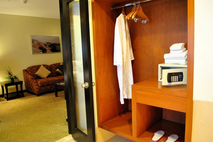 Imagen de la habitación del Hotel Elizabeth Cebu. Foto 11