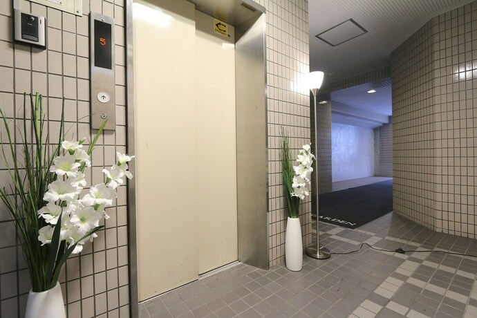 Imagen de los interiores del Hotel Elizabeth Garden. Foto 39