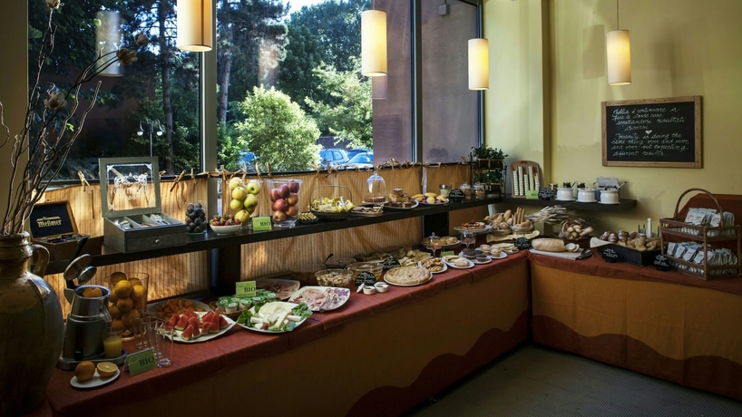 Imagen del bar/restaurante del Hotel Elizabeth Lifestyle. Foto 4