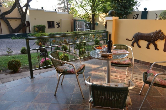 Imagen de los exteriores del Hotel Elizabeth Manor. Foto 19