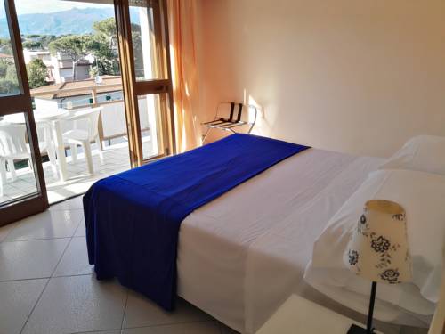 Imagen de la habitación del Hotel Elizabeth, Marina Di Pietrasanta. Foto 2