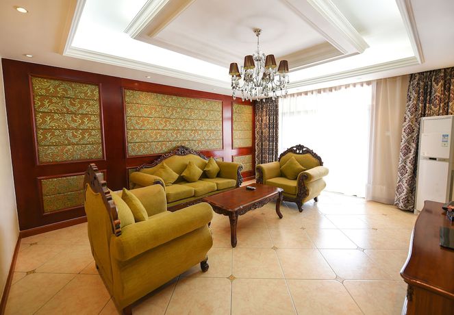 Imagen de la habitación del Hotel Elizabeth Royal Apartments. Foto 7