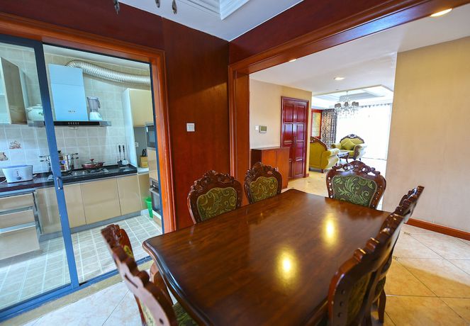 Imagen de la habitación del Hotel Elizabeth Royal Apartments. Foto 8