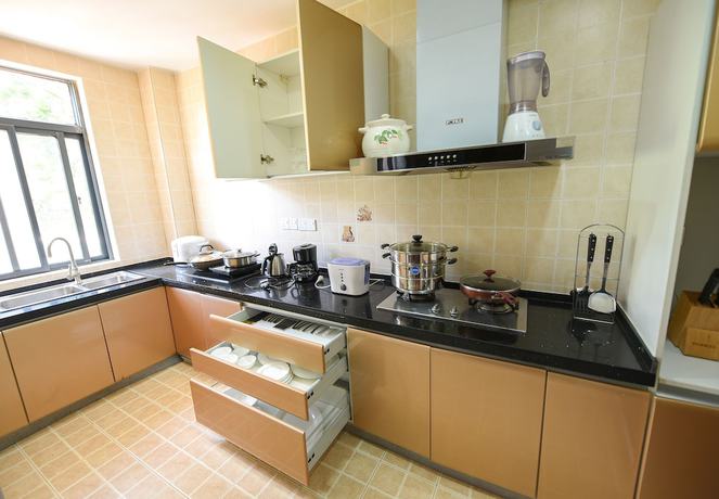 Imagen de la habitación del Hotel Elizabeth Royal Apartments. Foto 12