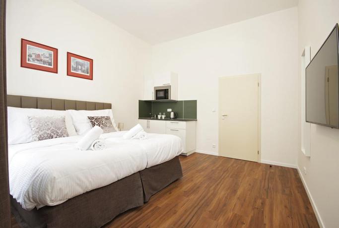 Imagen de la habitación del Hotel Elizabeth Suites. Foto 5