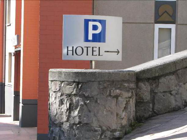 Imagen de los exteriores del Hotel Elizalde. Foto 8