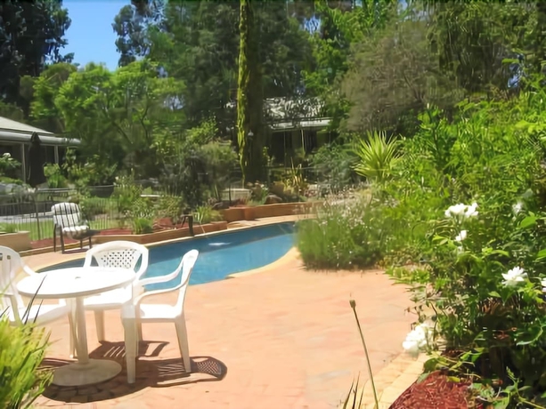 Imagen de la piscina del Hotel Elizas on the Murray. Foto 18