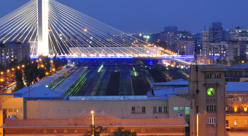 Imagen de los exteriores del Hotel Elizeu. Foto 11