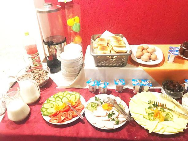 Imagen del bar/restaurante del Hotel Elizeu. Foto 2