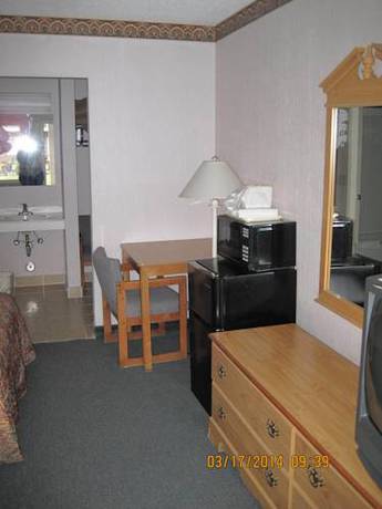 Imagen de la habitación del Hotel Elk Inn. Foto 9