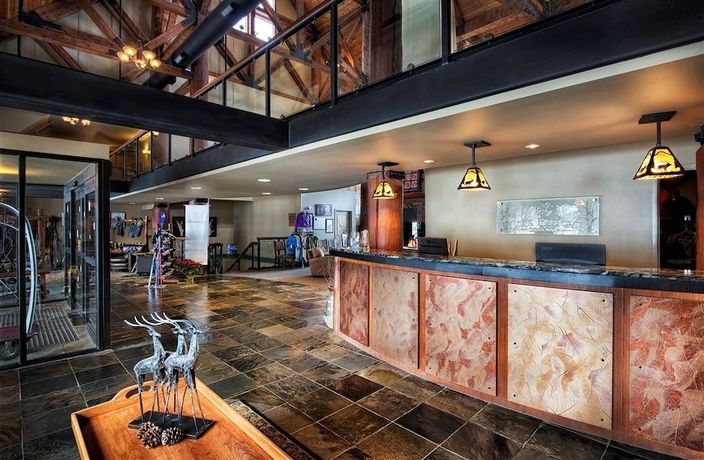 Imagen de los interiores del Hotel Elk Ridge Resort. Foto 17