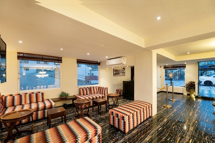 Imagen de los interiores del Hotel EllBee Mussoorie Hills. Foto 18