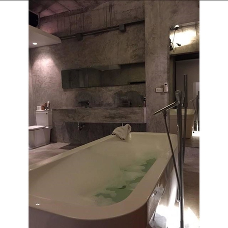Imagen de la habitación del Hotel Ella Bar, Bistro and Bed. Foto 9