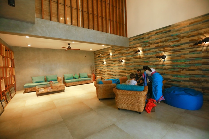 Imagen de los interiores del Hotel Ella Flower Garden Resort. Foto 11