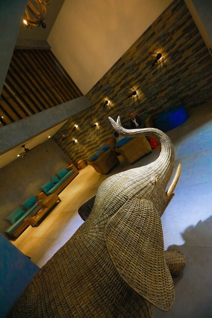 Imagen de los interiores del Hotel Ella Flower Garden Resort. Foto 18