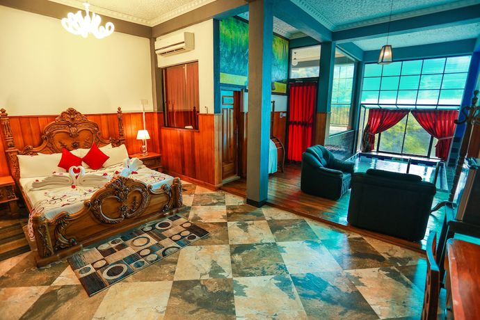 Imagen de la habitación del Hotel Ella Mount Heaven. Foto 16